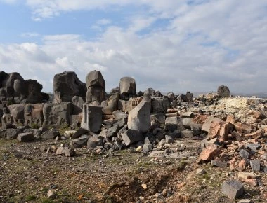Τουρκικός στρατός όπως λέμε ISIS: Βομβάρδισαν αρχαίο ναό - μνημείο πολιτισμού στην Αφρίν (βίντεο)